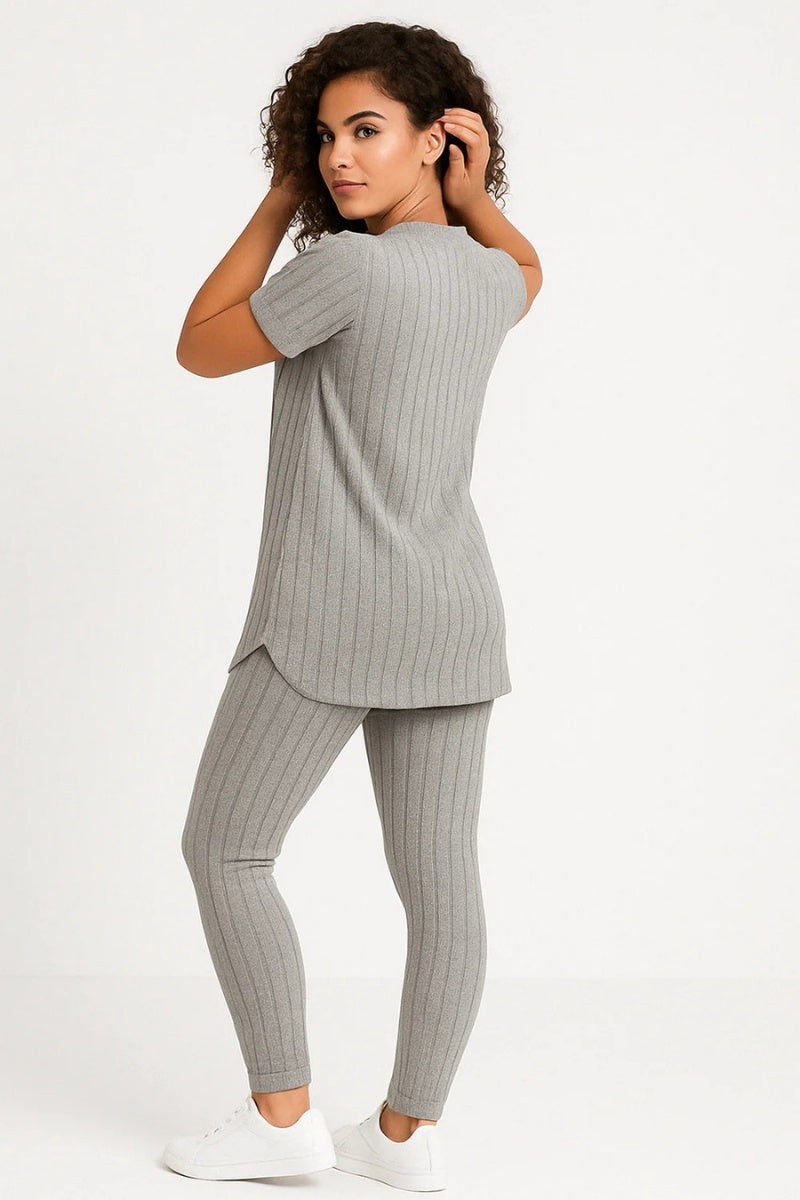 The Soft Knit Ribbed Set – 2-Piece Essential